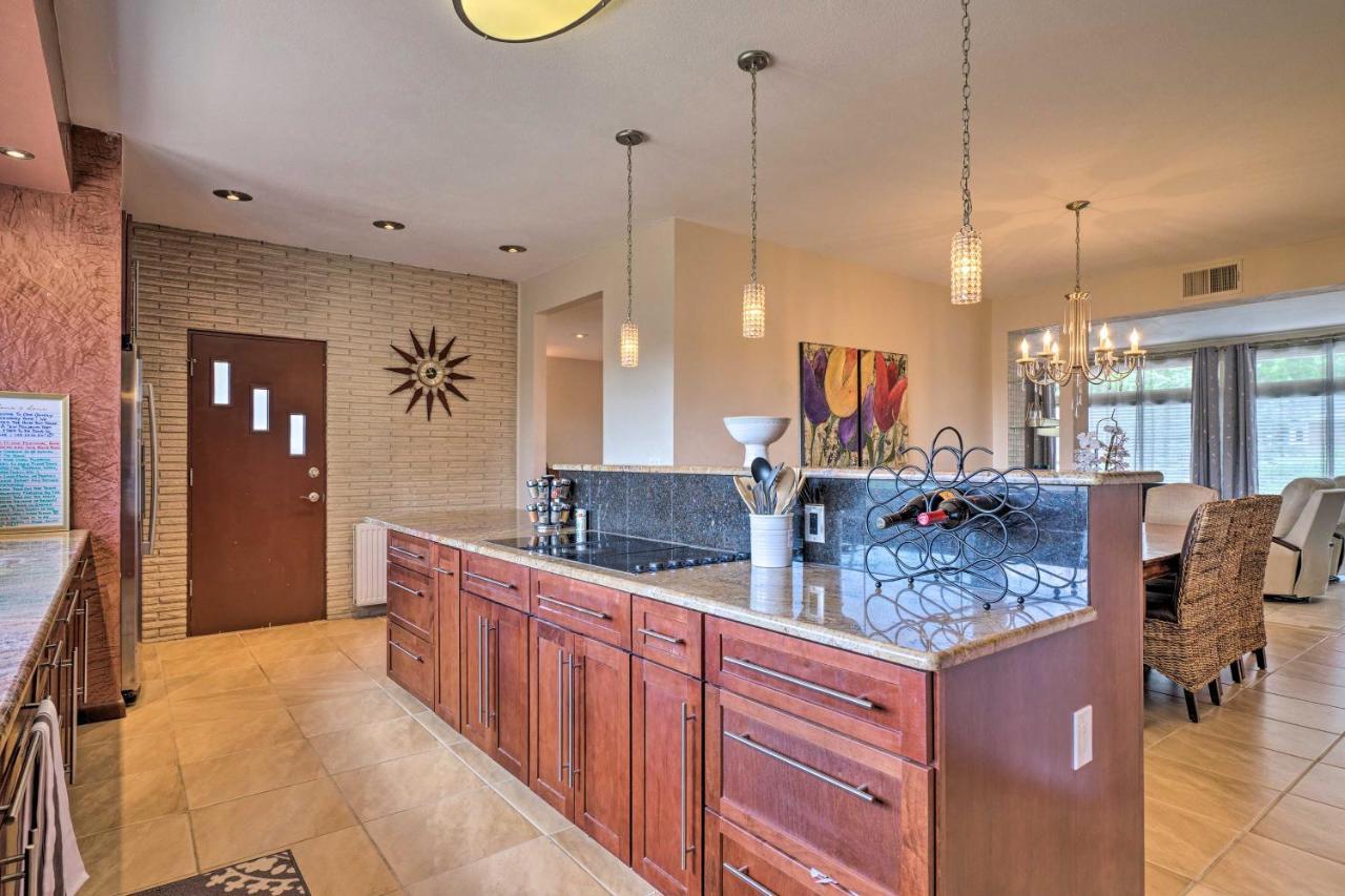 Pet-Friendly Co Springs Home With Koi Pond And Patio Colorado Springs Eksteriør billede